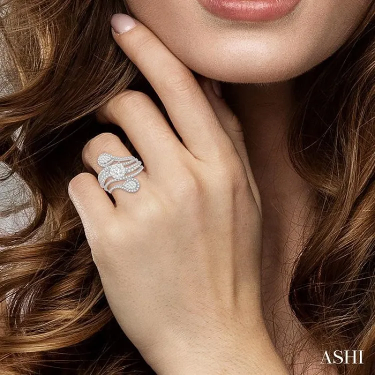 1 5/8 Ctw Diamond Lovebright Ring in 14K White Gold