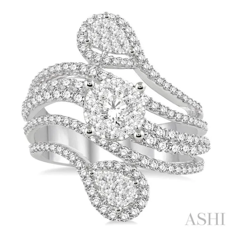 1 5/8 Ctw Diamond Lovebright Ring in 14K White Gold