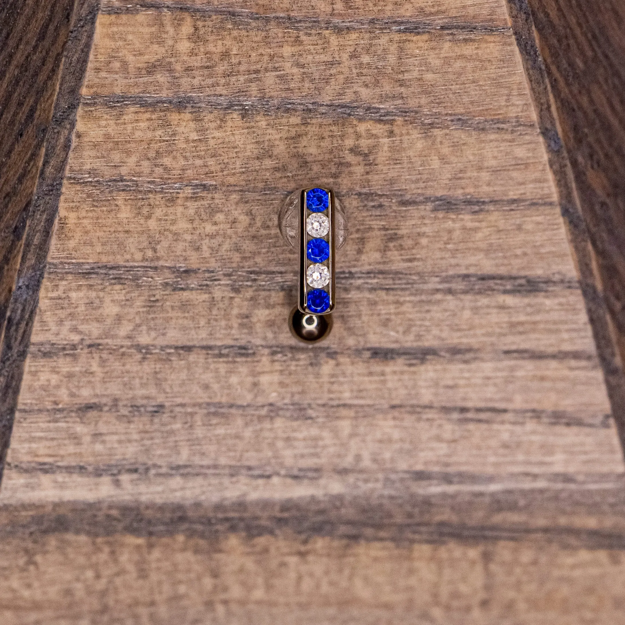 5-Gem Top Hanging with Crystals in 14g