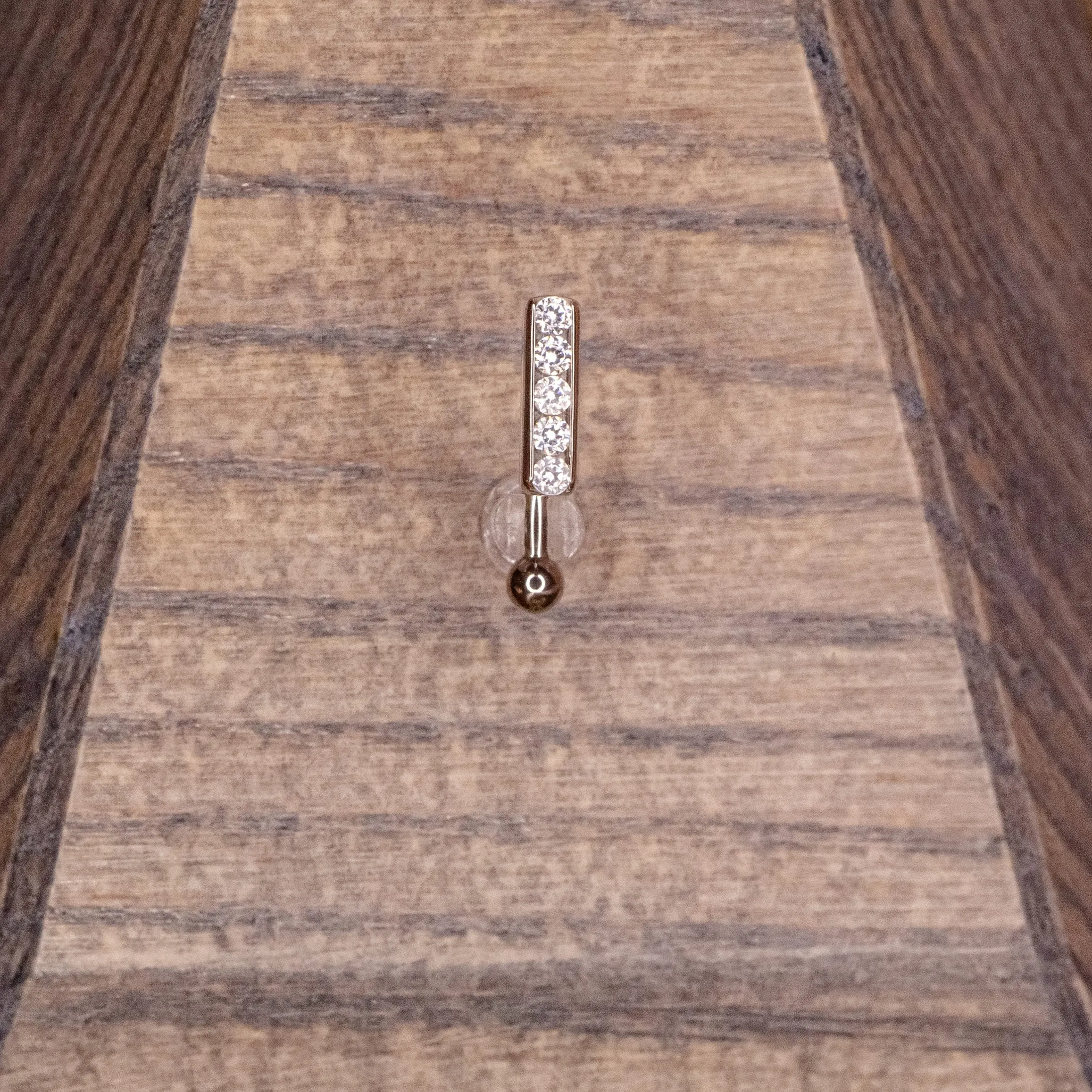 5-Gem Top Hanging with Crystals in 14g
