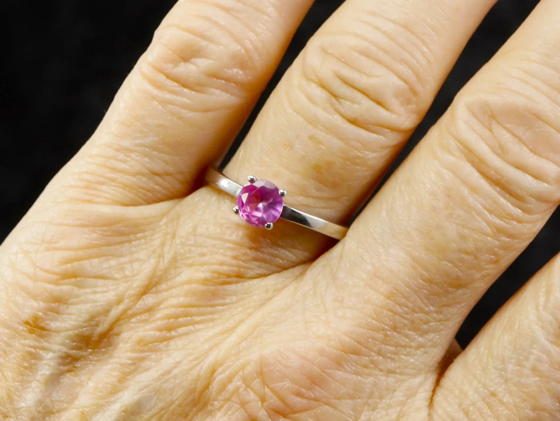 9ct White Gold Pink Sapphire Solitaire Ring
