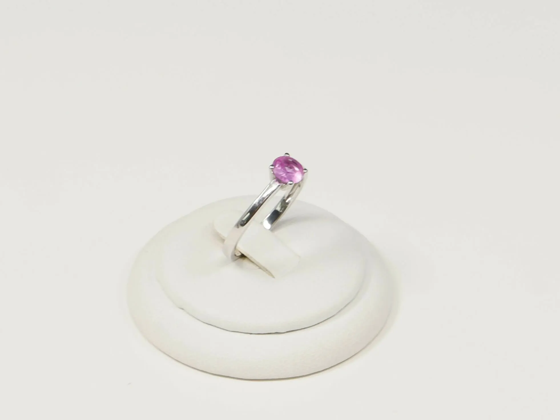 9ct White Gold Pink Sapphire Solitaire Ring