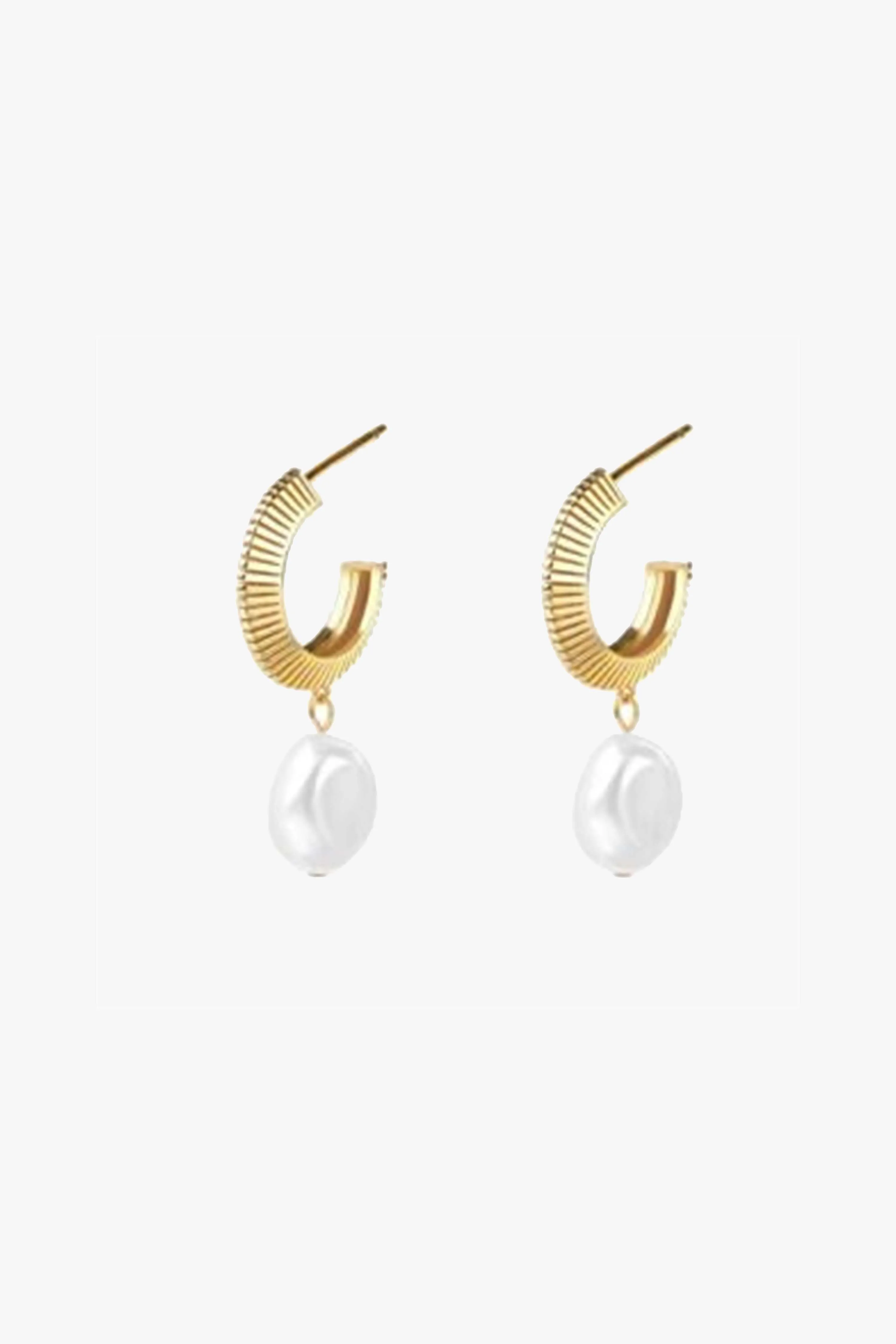 Aada Pearl Gold Hoop Earrings