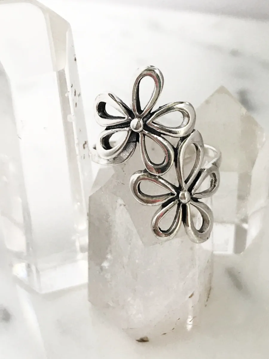 Double Daisy Statement Ring