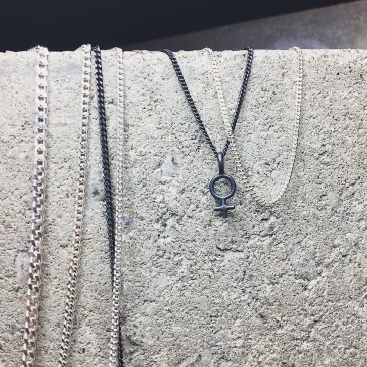 Enchain Thin Chain Silver / Black Ox / Gold Plated