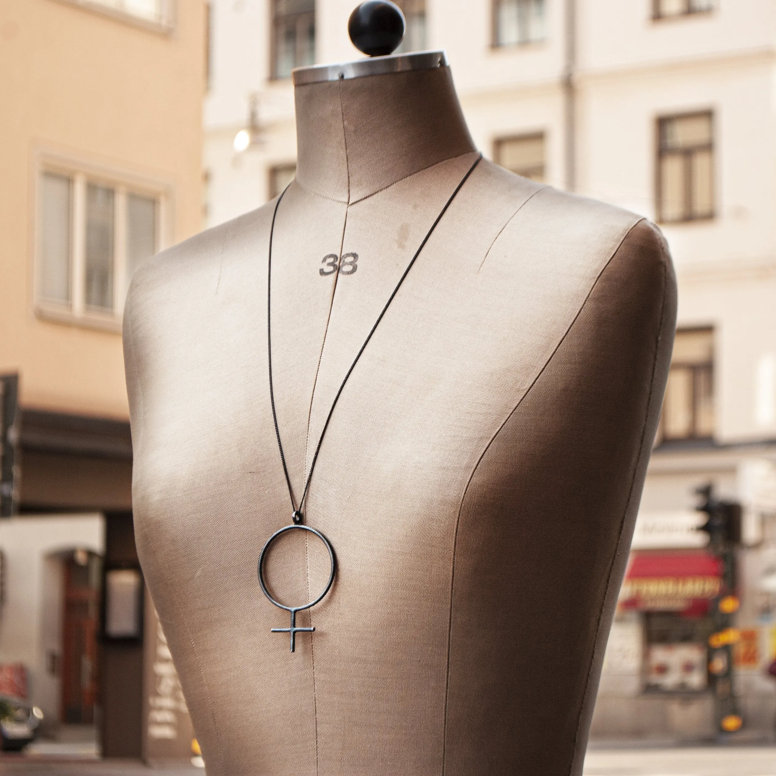 Enchain Thin Chain Silver / Black Ox / Gold Plated