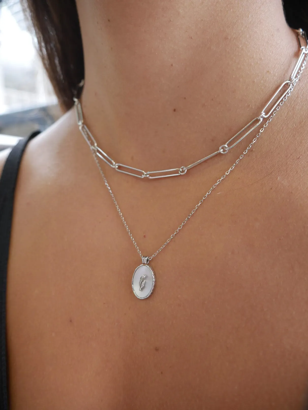 Flower Necklace 925 Sterling Silver Mother of Pearl Shell 18K Gold Vermeil Vintage Style Jewelry