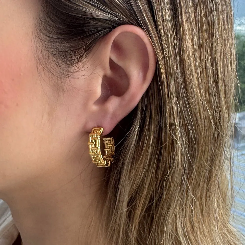 GOLDEN LADDER BOLD HOOPS