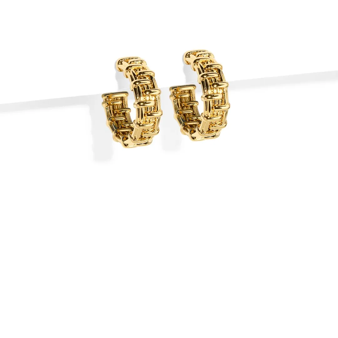 GOLDEN LADDER BOLD HOOPS