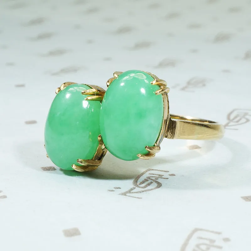 Graceful Beauty A Vintage Jade 18k Ring