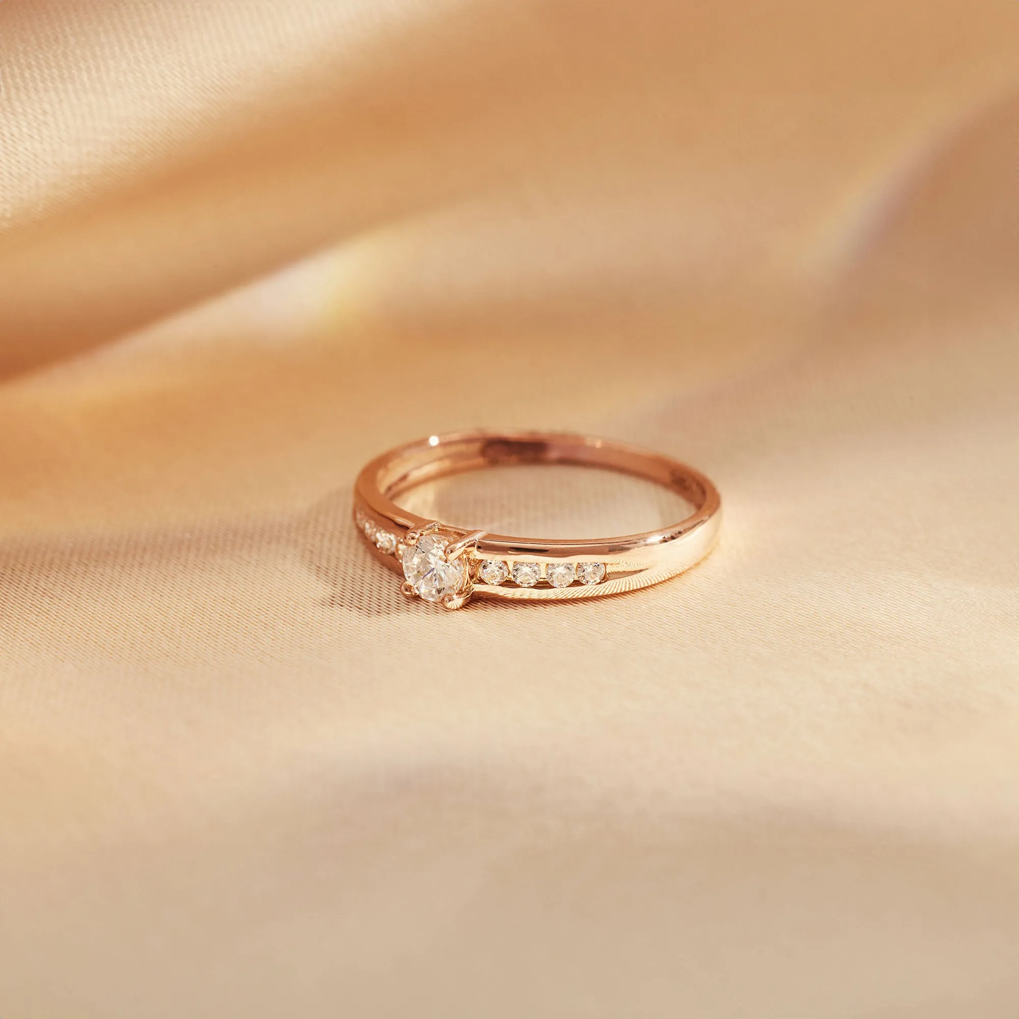 La Concorde Estee 14 karat rose gold ring zirconia stones