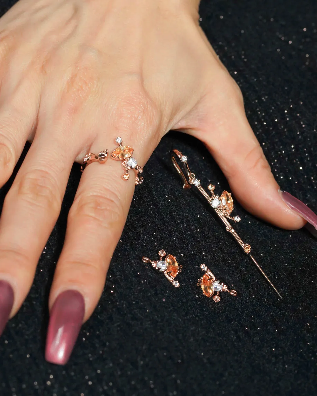 Star Dust Earrings [Champagne color]