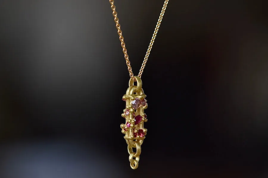 Vertical Fontaine Bar Necklace in Plum Blossom