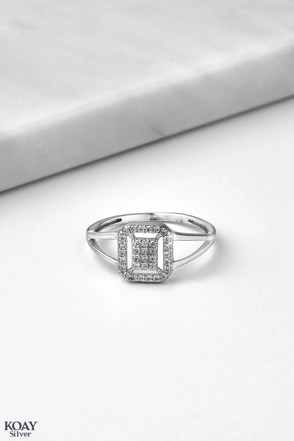 Zircon (073-Square) Ring