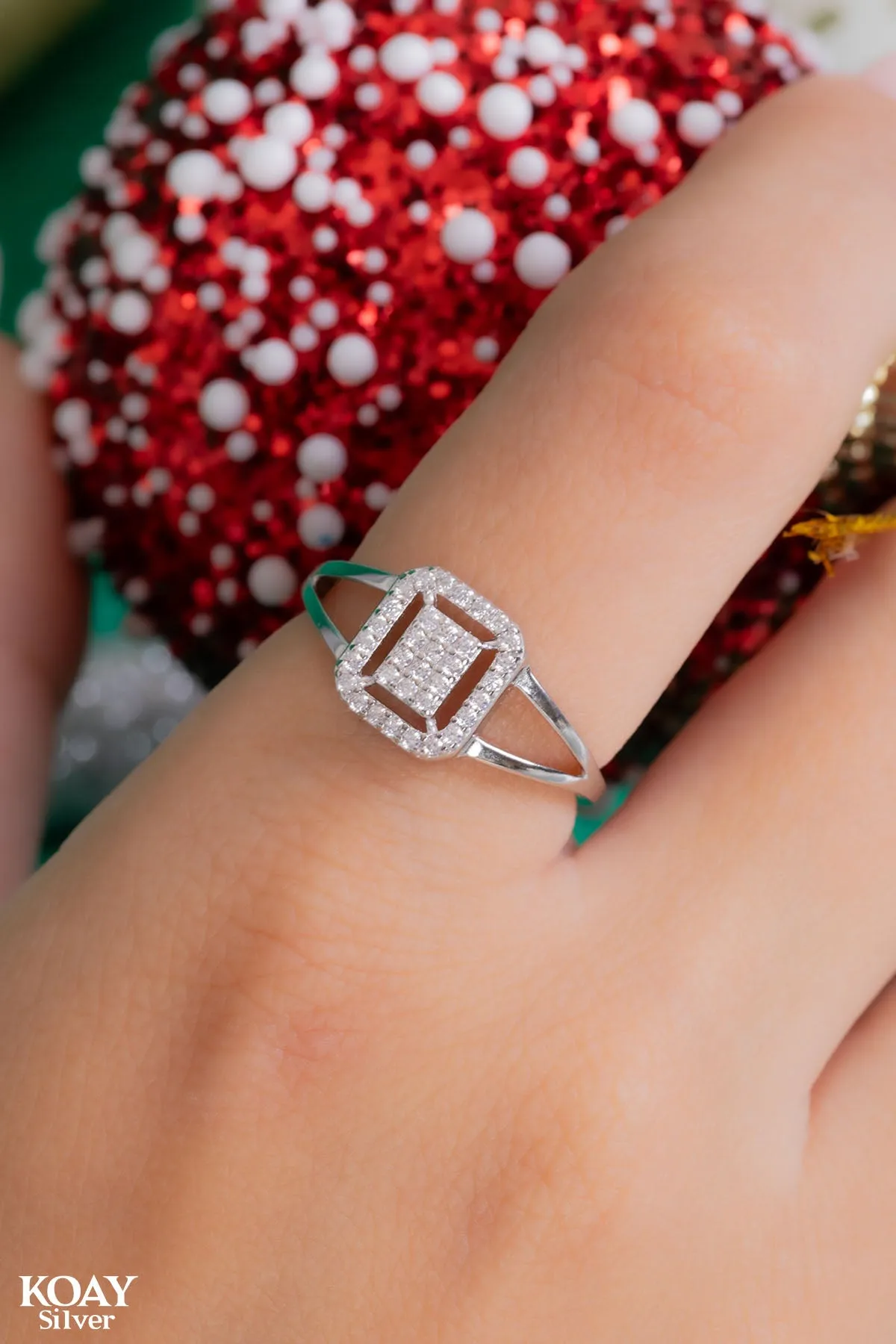 Zircon (073-Square) Ring